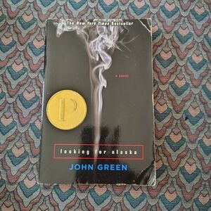 Looking for Alaska by John Green Paperback